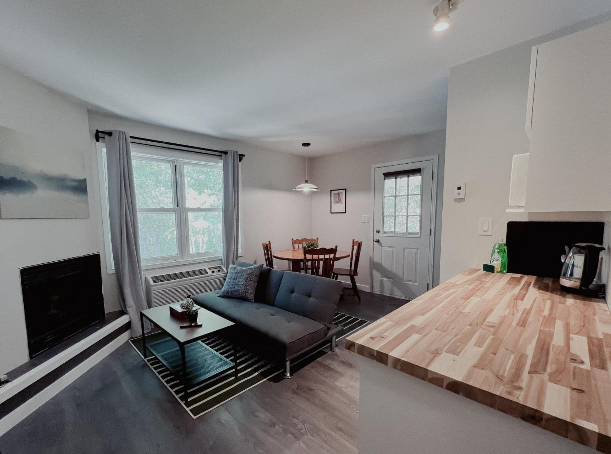 Muskoka Waterfront Retreat Villa Dwight Luaran gambar